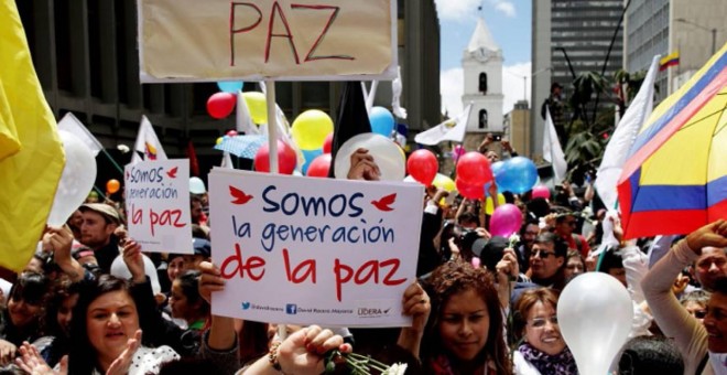 Marcha en Bogotá en apoyo al acuerdo de paz entre el Gobierno de Colombia y las FARC. EFE