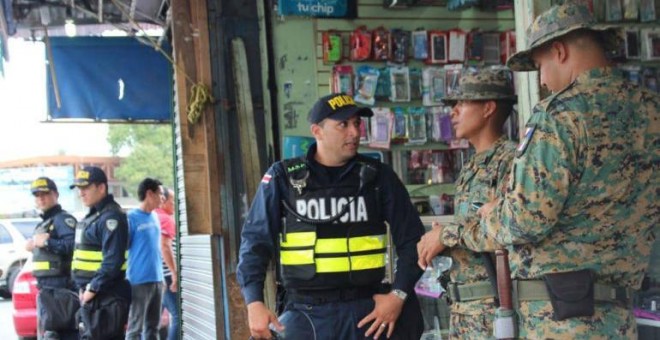 Imagen de archivo de agentes policiales de Costa Rica. / EFE