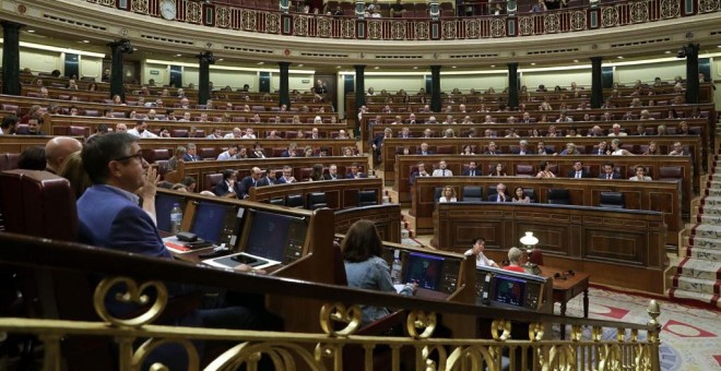 Vista del Pleno del Congreso de los Diputados celebrado este jueves, para la convalidación de diversos decretos ley. EFE/ Zipi