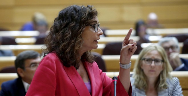 La ministra de Hacienda, María Jesús Montero, durante una intervención en la sesión de control del Gobierno en el Senado. EFE/Kiko Huesca