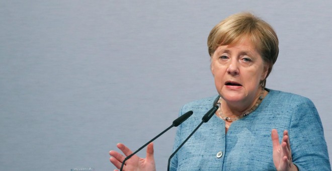 La canciller alemana, Angela Merkel, habla durante la ceremonia de apertura de un centro tecnológico en Immendingen, en Alemania. September 19, 2018. REUTERS/Arnd Wiegmann