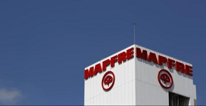 El logotipo de la aseguradora Mapfre en Sevilla. REUTERS / Marcelo del Pozo