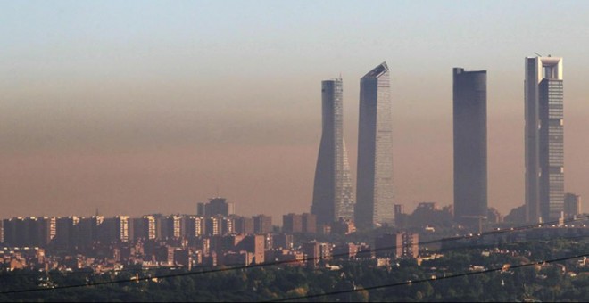 Vista general de la capa de contaminación aérea de Madrid. EFE/Archivo