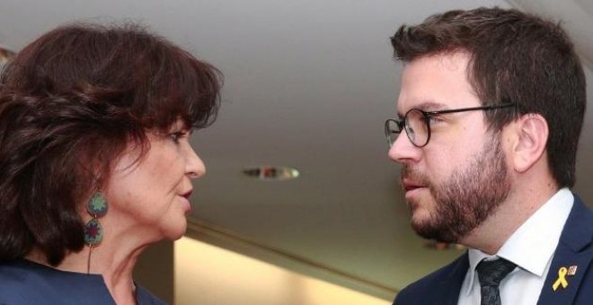 El vicepresidente de la Generalitat, Pere Aragonès, junto a la vicepresidenta del Gobierno central, Carmen Calvo. EFE/Archivo