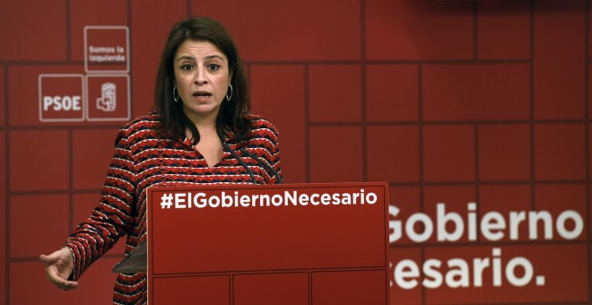 La vicesecretaria general del PSOE, Adriana Lastra, durante la rueda de prensa posterior a la reunión de la Ejecutiva del partido, en la sede de la calle Ferraz. EFE/ Victor Lerena