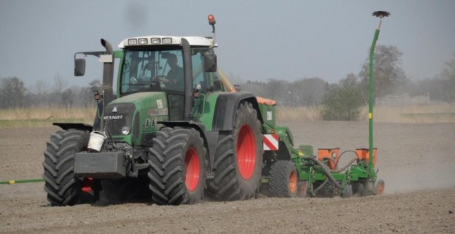 El número de propietarios de tierra que reciben ayudas europeas duplica al de autónomos y empresarios que trabajan en el campo. Foto: PxHere