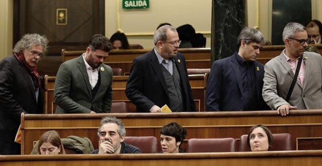 Los diputados de ERC Joan Tardá, Gabriel Rufián, Joan Olóriz, Javier Eritja y Joan Margall, en el debate de los Presupuestos en el Congreso. / EFE