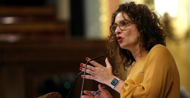 La ministra de Hacienda, María Jesús Montero, durante su intervención en la segunda jornada del debate de las enmiendas a la totalidad del proyecto de Presupuestos Generales del Estado, en el que intervienen los grupos parlamentarios previamente a la vota