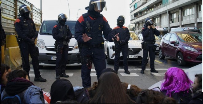 Corte de calles en Barcelona | (JOEL CASILA).