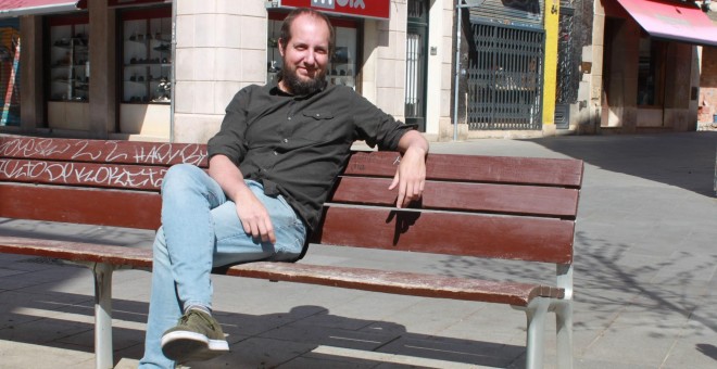 El periodista Jordi de Miguel, autor de la adaptación al cómic de 'Homenaje a Cataluña'
