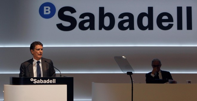 El Consejero Delegado del Banco Sabadell,Jose Guardiola,durante su intervención ante la Junta General Ordinaria de Accionistas celebrada en el ADDA de Alicante.EFE/MORELL