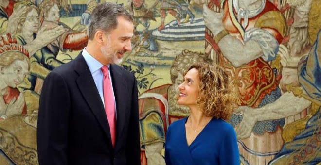 El rey Felipe recibe a la presidenta del Congreso, Meritxell Batet. - EFE