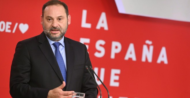 El secretario de Organización del PSOE, José Luis Ábalos, durante la rueda de prensa ofrecida tras la reunión de la Comisión Ejecutiva Federal, en Madrid. EFE/ Fernando Villar