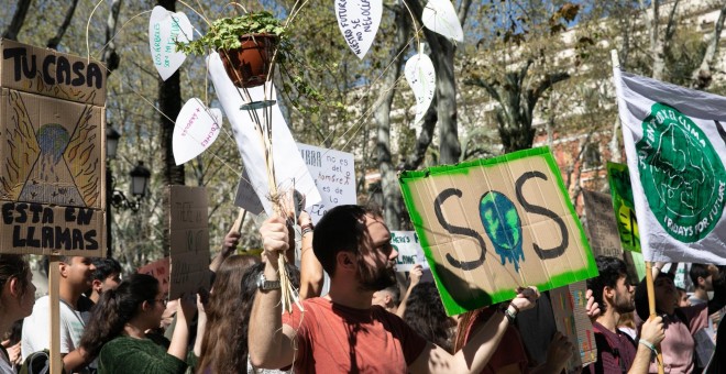 15/03/2019 -  Marcha de jóvenes contra el cambio climático bajo el lema 'Juventud por el clima' en Sevilla / EUROPA PRESS