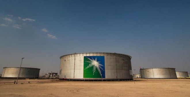 Depósitos de Saudi Aramco en sus instalaciones de Abqaiq. REUTERS/Maxim Shemetov