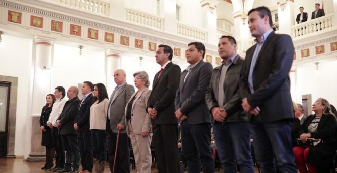 La presidenta interina de Bolivia, Jeanine Añez,  presenta a su equipo de Gobierno (REUTERS).