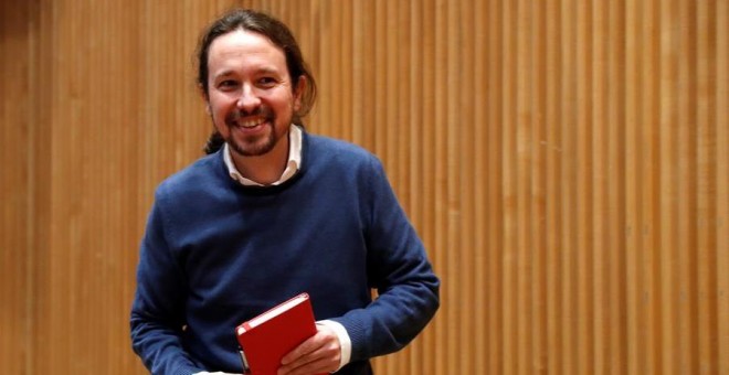 El secretario general de Podemos, Pablo Iglesias, en la presentación de su libro 'Nudo España' en el Congreso. / EFE