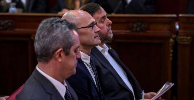 Los líderes independentistas Joaquim Forn, Raul Romeva y Oriol Junqueras. EFE