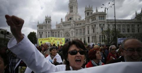 Manifestación, en Madrid, de una de las múltiples mareas blancas del pasado año.