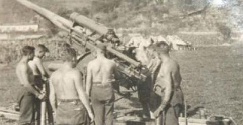 Un cañón antiaéreo utilizado utilizado por soldados nazis en Cangas de Onís.