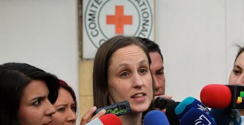 La coordinadora de comunicación del Comité Internacional de la Cruz Roja en Colombia, Patricia Rey, durante la rueda de prensa sobre la liberación del soldado Carlos Becerra Ojeda. EFE
