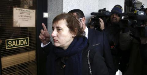 Teresa Romero a su llegada a un acto de conciliación en los juzgados de primera instancia de Madrid a raíz de la querella por injurias presentada por la doctora que la atendió en el centro de salud días antes de ingresar en el Hospital Carlos III - EFE