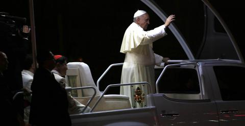 El Papa Francisco a su llegada a Manila. REUTERS