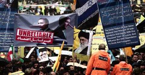 Manifestantes iraníes protestan contra Obama y el Gobierno de EEUU. AFP