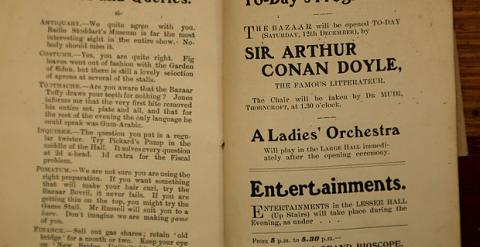 El libro encontrado en un ático en Escocia, con una historia desconocida de Arthur Conan Doyle sobnre Sherlock Holmes. THE TELEGRAPH