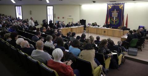 Salón de actos de los juzgados de Plaza Castilla, minutos antes de que se iniciara el juicio.  EFE/Emilio Naranjo