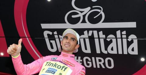 Contador celebra su liderato. EFE/Daniel Dal Zennaro