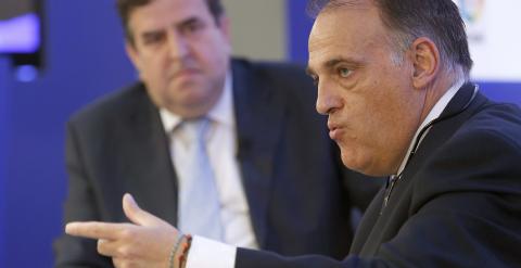 El presidente de la Liga de Fútbol Profesional (LFP), Javier Tebas, durante su participación en EFE Fórum Deportes. EFE/JAVIER LIZÓN