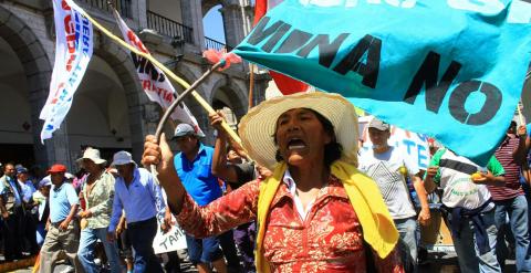 Protestas contra el proyecto minero Tía María, del Grupo México. / ALBERTO ÑIQUÉN