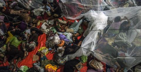 Inmigrantes rohingya en un área de confinamiento en Kuala Langsa, Indonesia. - AFP