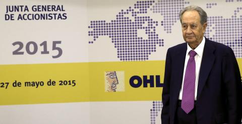 El presidente del Grupo OHL, Juan Miguel Villar Mir, durante la rueda de prensa previa a la junta de accionistas. EFE/Sergio Barrenechea
