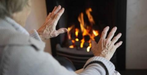 En el año 2013, hasta 1,8 millones de familias en España no podían hacer frete a la factura eléctrica. EFE