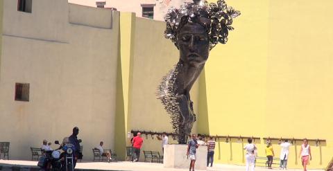 Una de las miles de obras de arte que han hecho de las calles de La Habana una galería de arte.