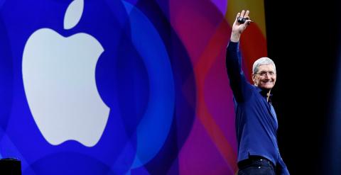 El CEO de Apple, Tim Cook, durante la WWDC.- Robert Galbraith (REUTERS)