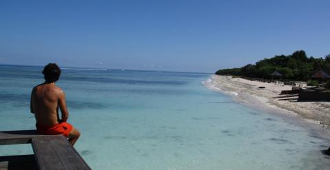 Galán en una playa de Indonesia.