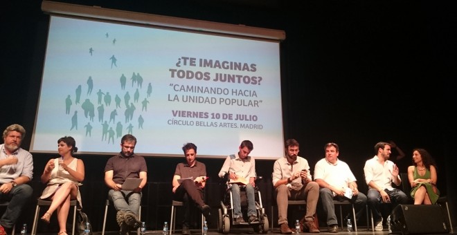 Varios de los participantes en el acto de Ahora en común celebrado en el Círculo de Bellas Artes de Madrid. / A.L.M