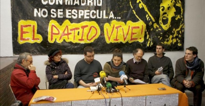 Representantes del colectivo Patio Maravillas. EFE