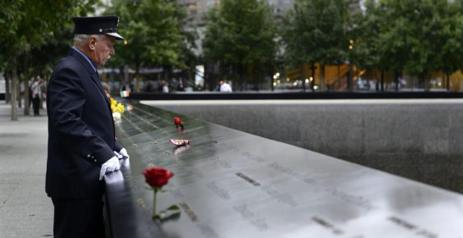 Nueva York guarda seis minutos de silencio por las víctimas del 11S. /EFE