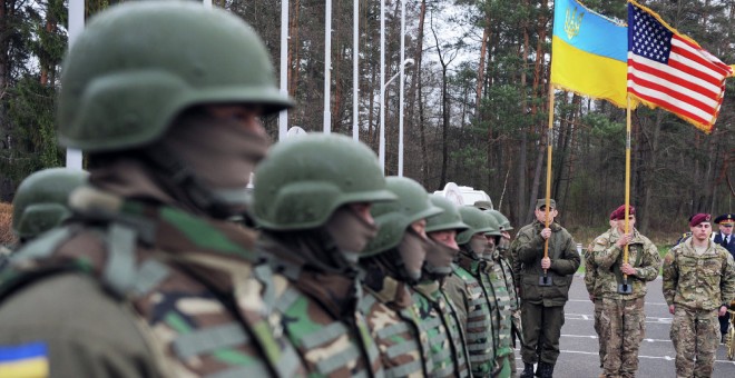 Soldados de EEUU y Ucrania desplegados en Ucrania. AFP 2015/ Yuriy Dyachyshyn
