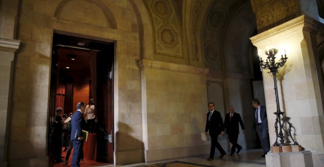 Artur Mas llegando al Parlament de Catalunya para intervenir sobre el caso del 3%. /REUTERS