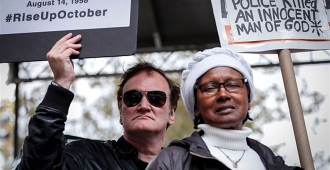 El cineasta estadounidense, Quentin Tarantino, durante la manifestación contra la violencia policial. EUROPA PRESS