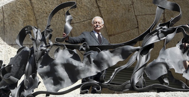 El escritor barcelonés Eduardo Mendoza en La Pedrera de Barcelona. EFE/ Quique García.