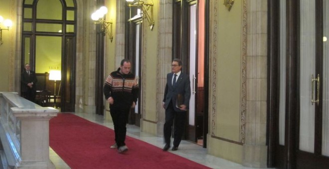 Artur Mas y David Fernández, en el Parlament, en una imagen de archivo. E.P.