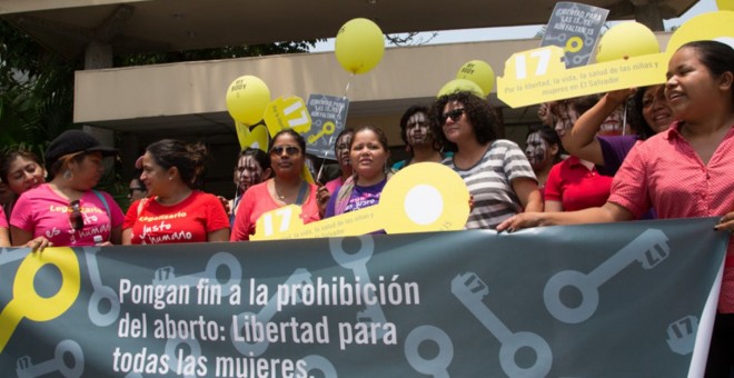 Manifestación protagonizada por defensoras de derechos sexuales de la mujer