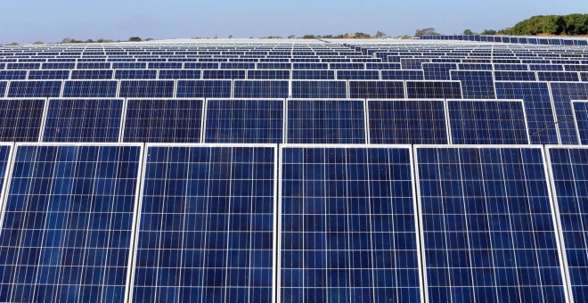 Paneles de una planta fotovoltaica. EFE