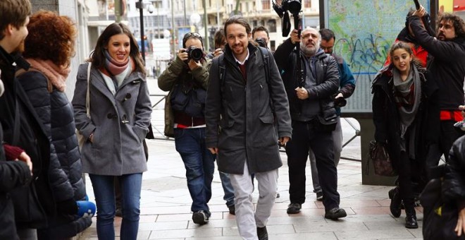 Iglesias, a su llegada este domingo a la sede de Podemos en Madrid. EFE/J.P. Gandul